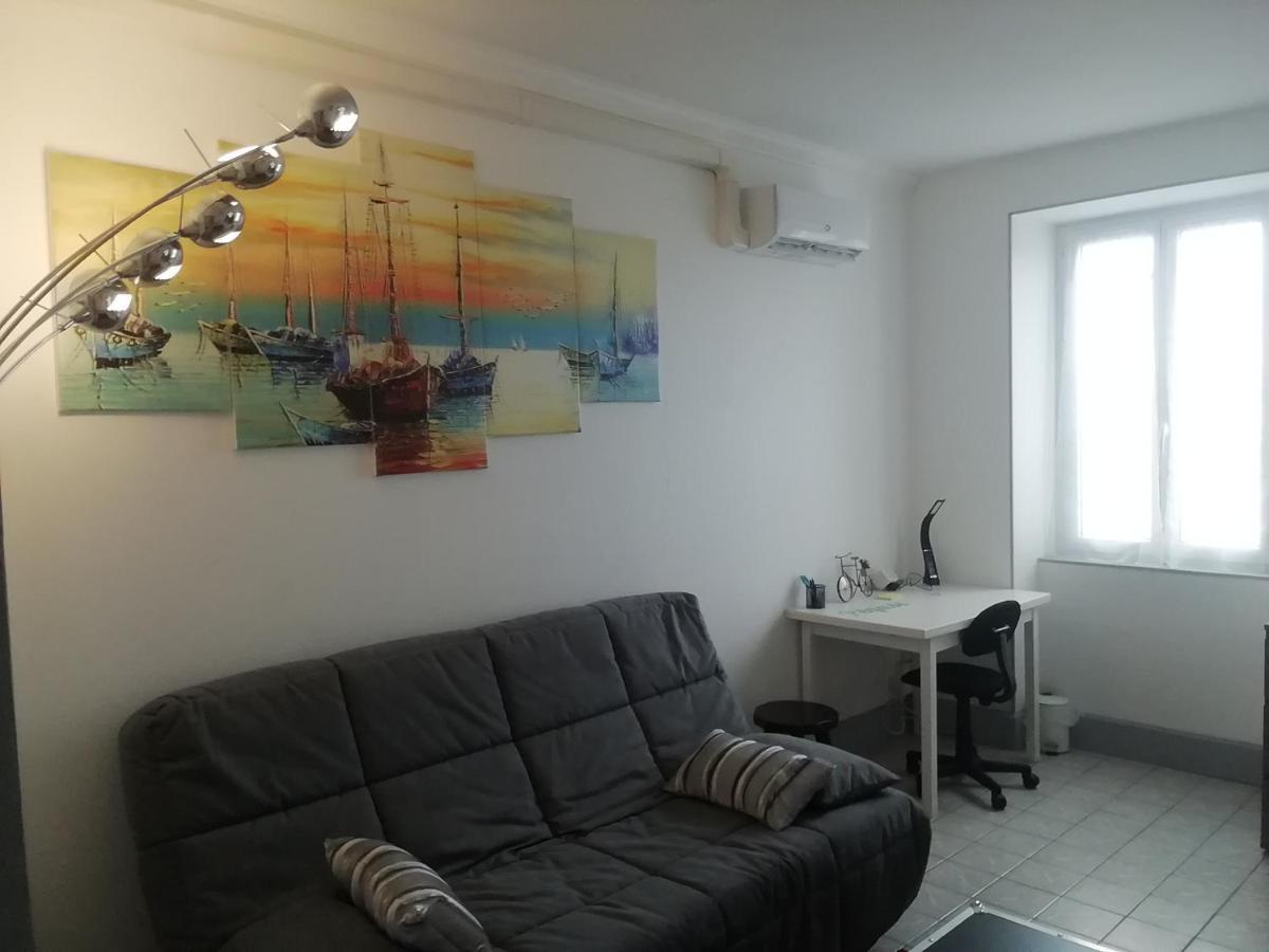 Pegase Meuble 3*** Apartment Fourchambault Exterior photo